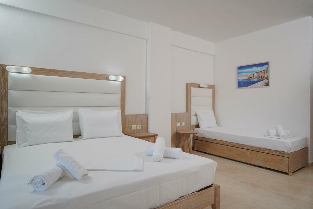 La Santa Hotel Chrysi Ammoudia Bagian luar foto